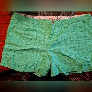 Size 18 green shorts